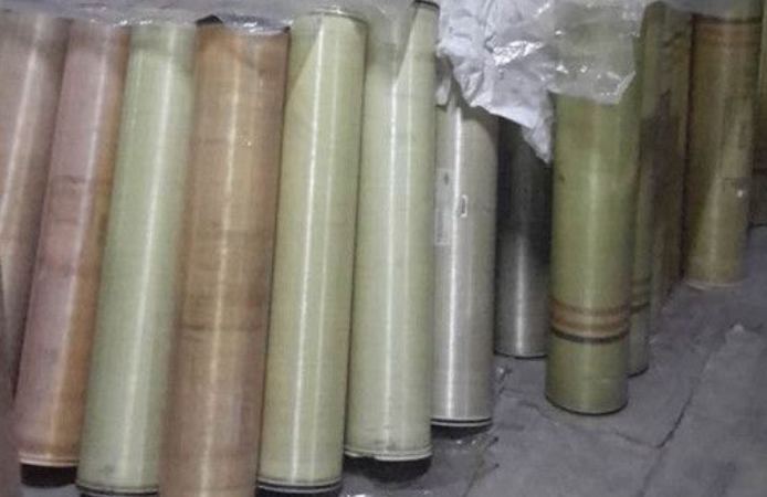 RO膜堵塞了怎么辦？在線(xiàn)清洗解決不了，就需要離線(xiàn)清洗機(jī)，挽救污堵的RO膜。只需要十分之一的費(fèi)用就可以解決了，歡迎訂制。